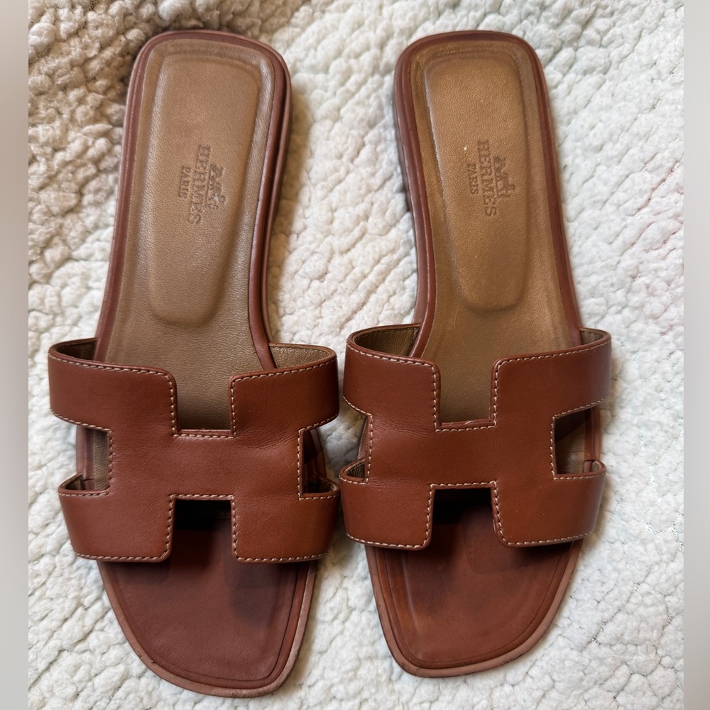 Hermes Gold Oran Sandals 37